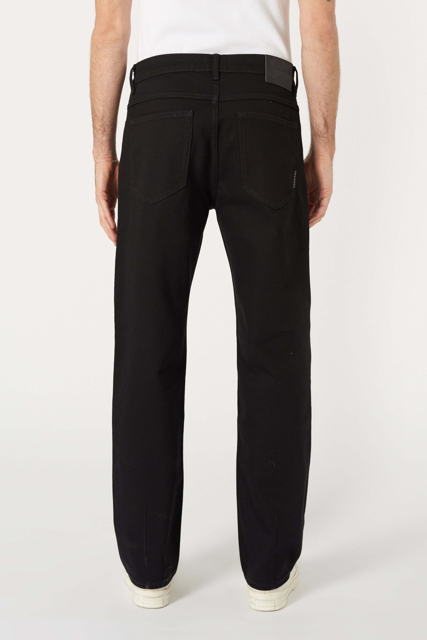 Liam Loose - Stay Black Neuw dark black mens-jeans