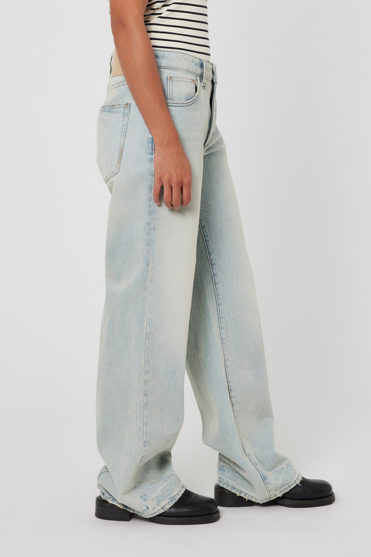 Daria Baggy - Before Sunset