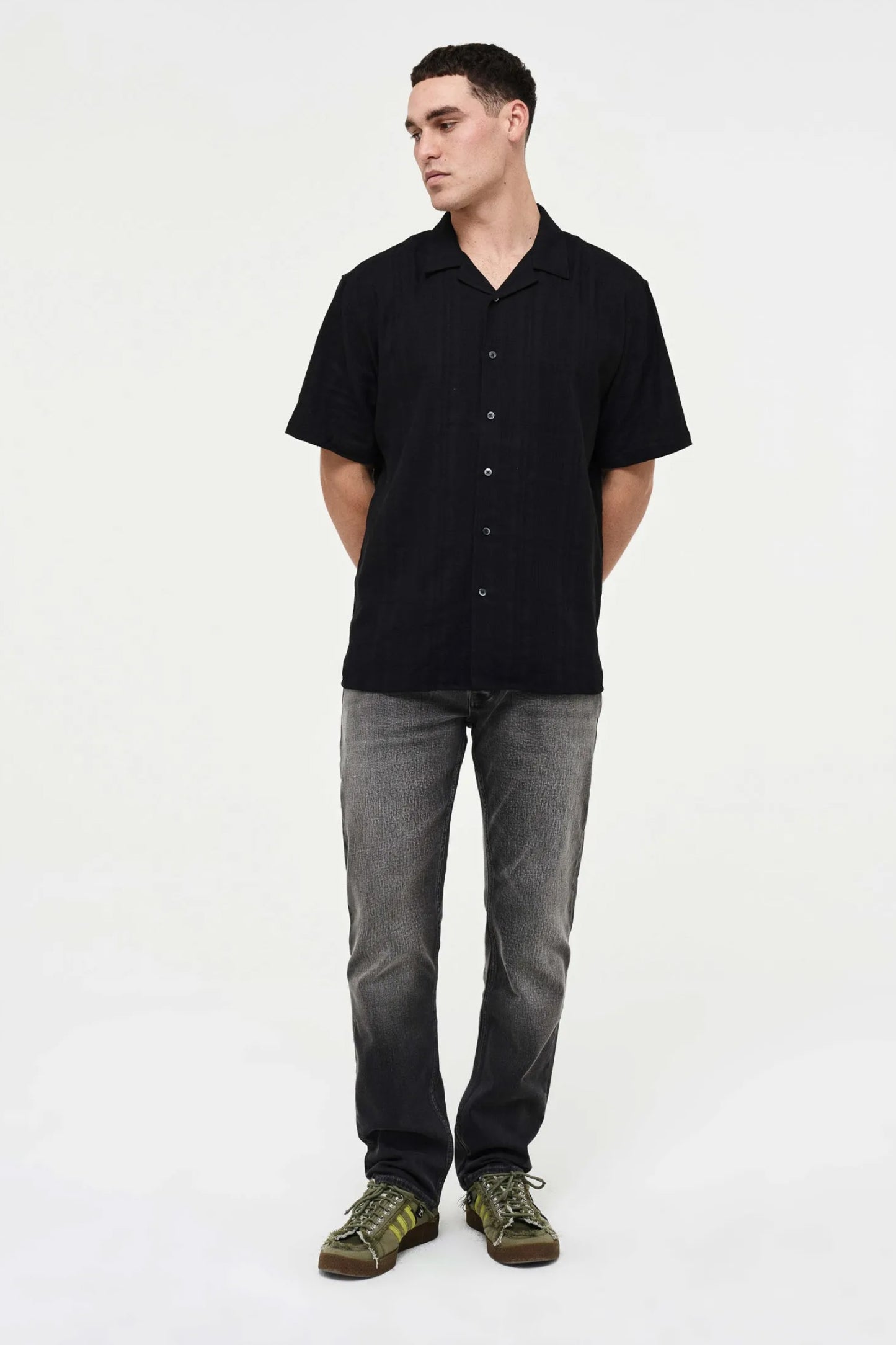 Hunter Ss Papyrus - Black