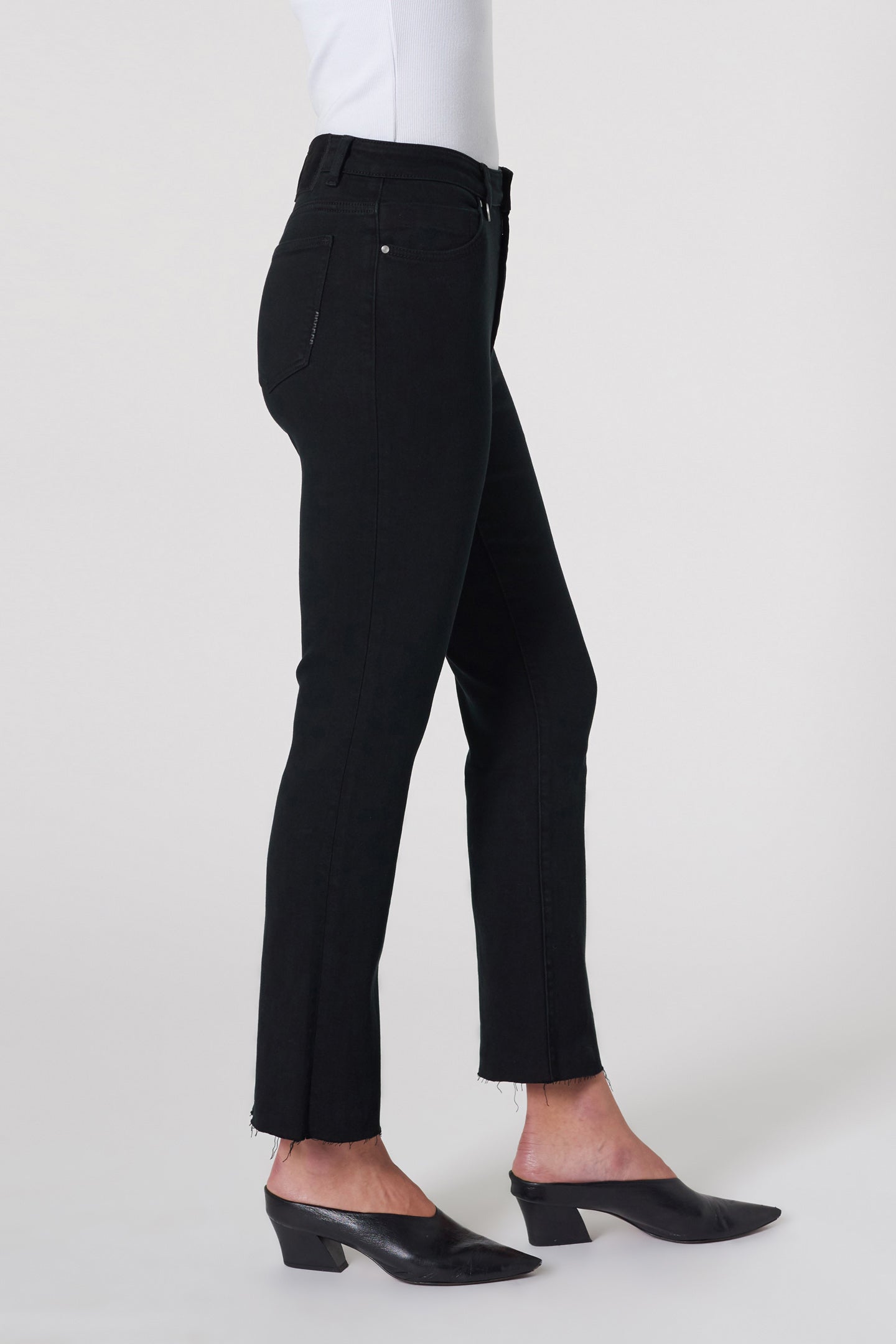 Twiggy Crop Premium Stretch - Noir Neuw dark black womens-jeans
