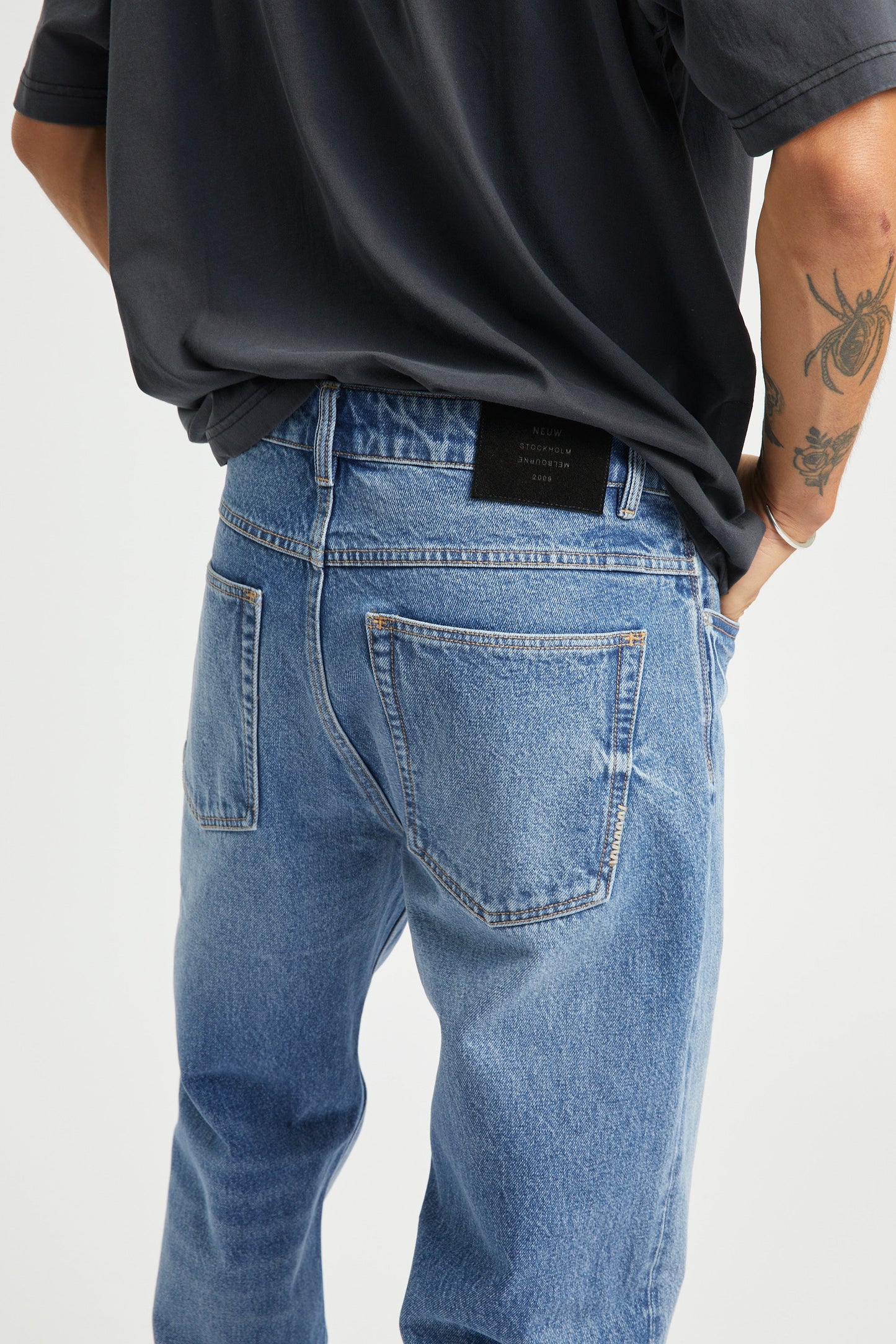 Liam Loose - Hook Neuw mid grey mens-jeans