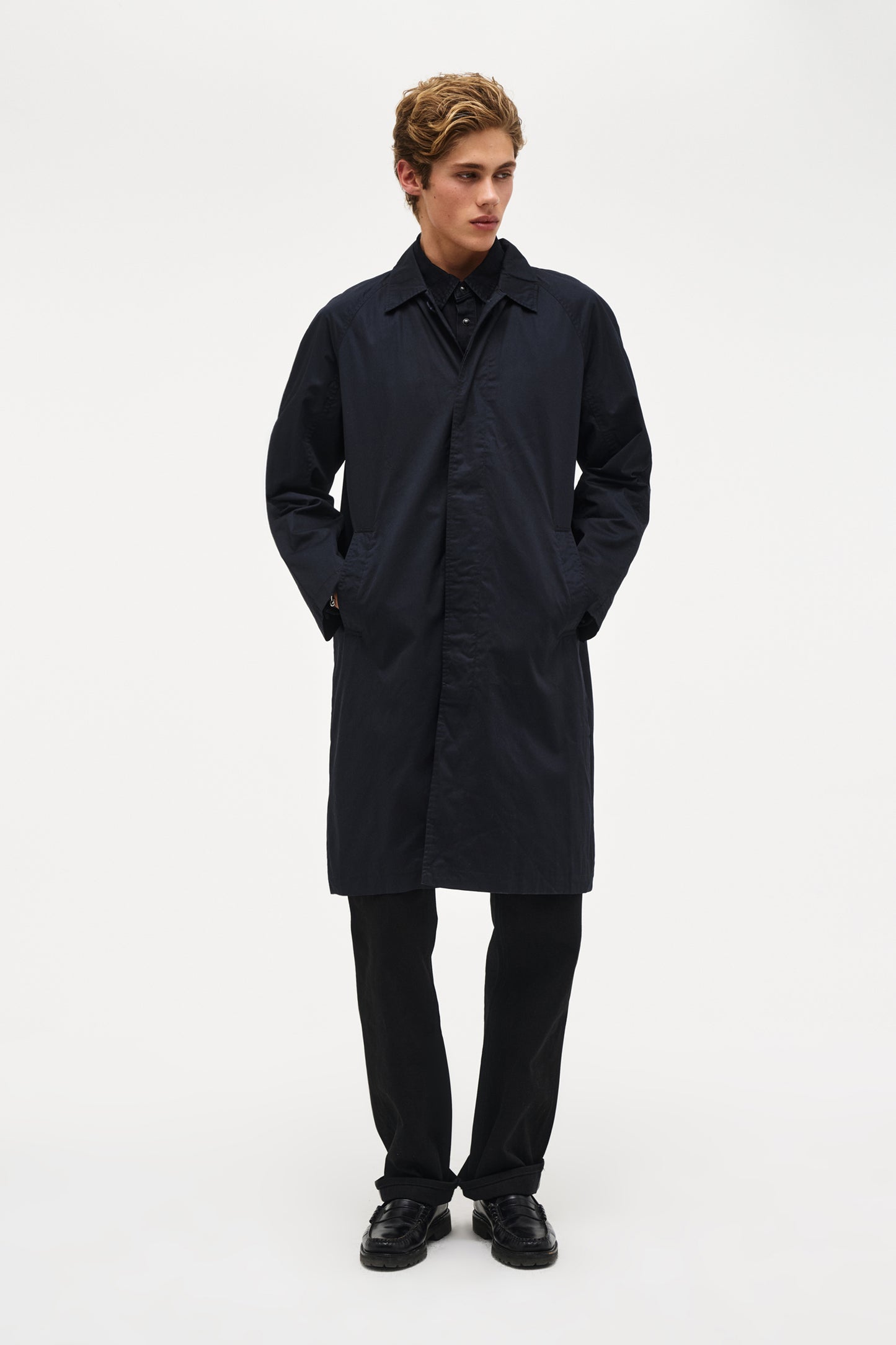 Turner Coat - Waxed Navy