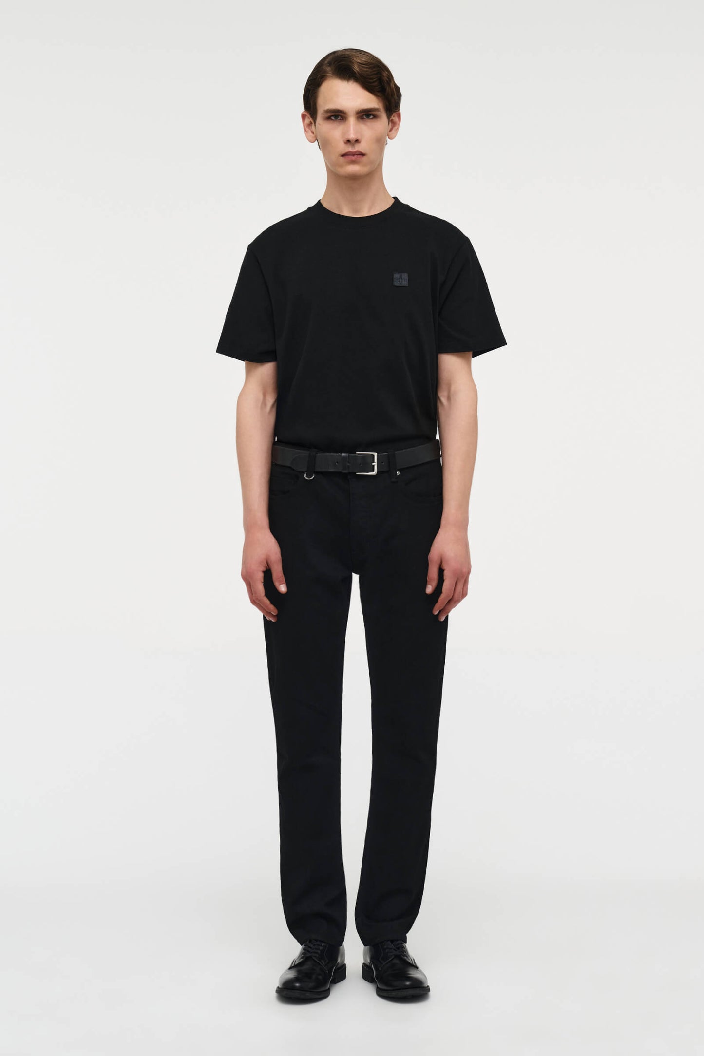 Lou Straight - Sharp Black