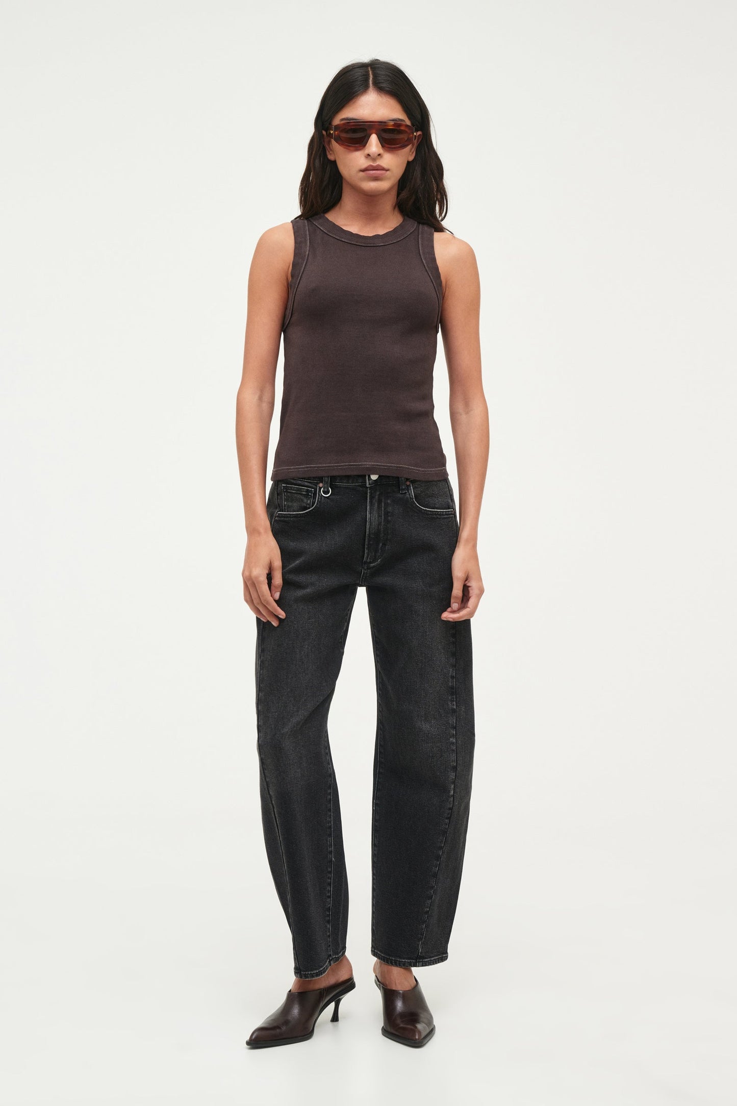 Jonesy Singlet Over Dyed - Chocolate