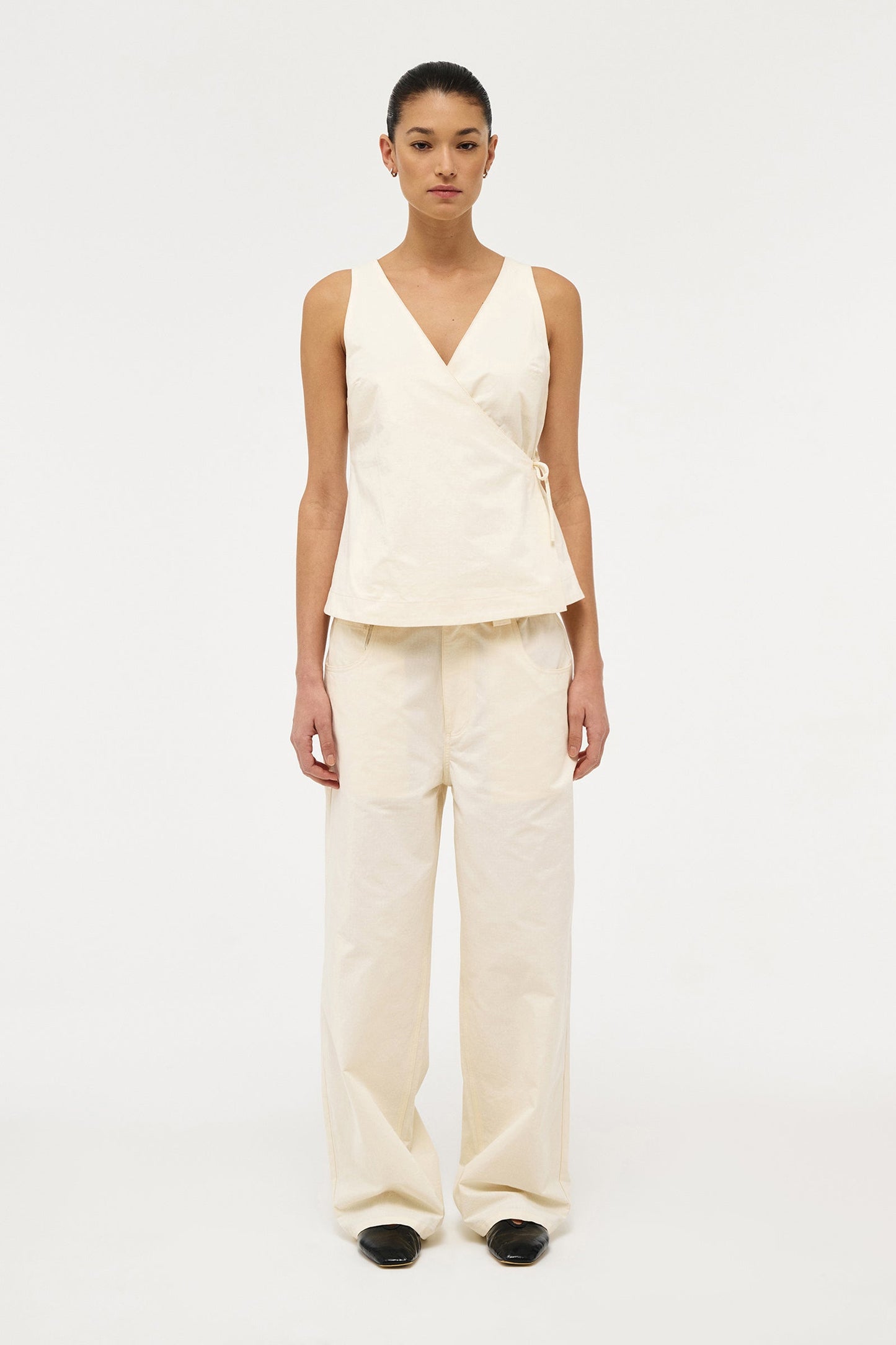 Disconnect Tie Top
