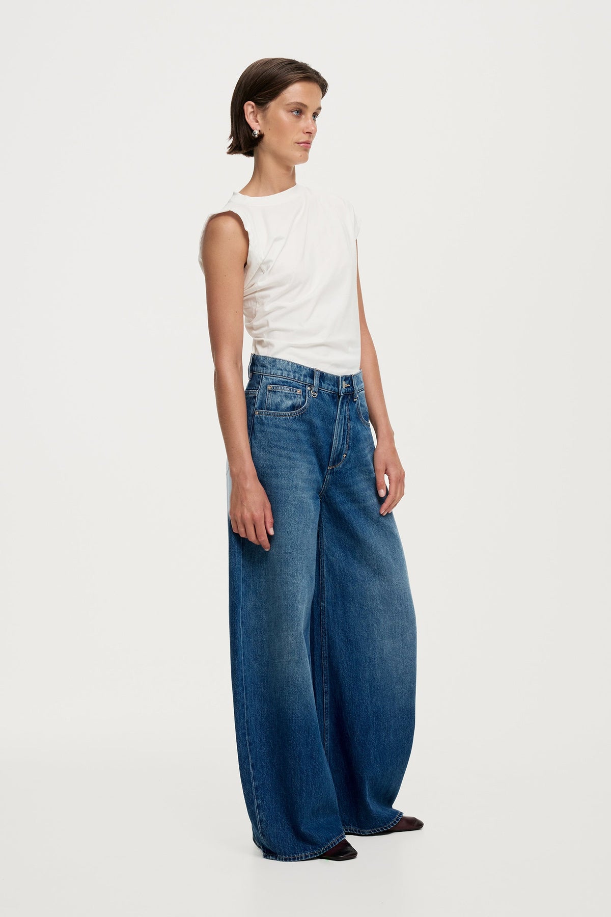 Mimi Super Barrel Jeans - Azure