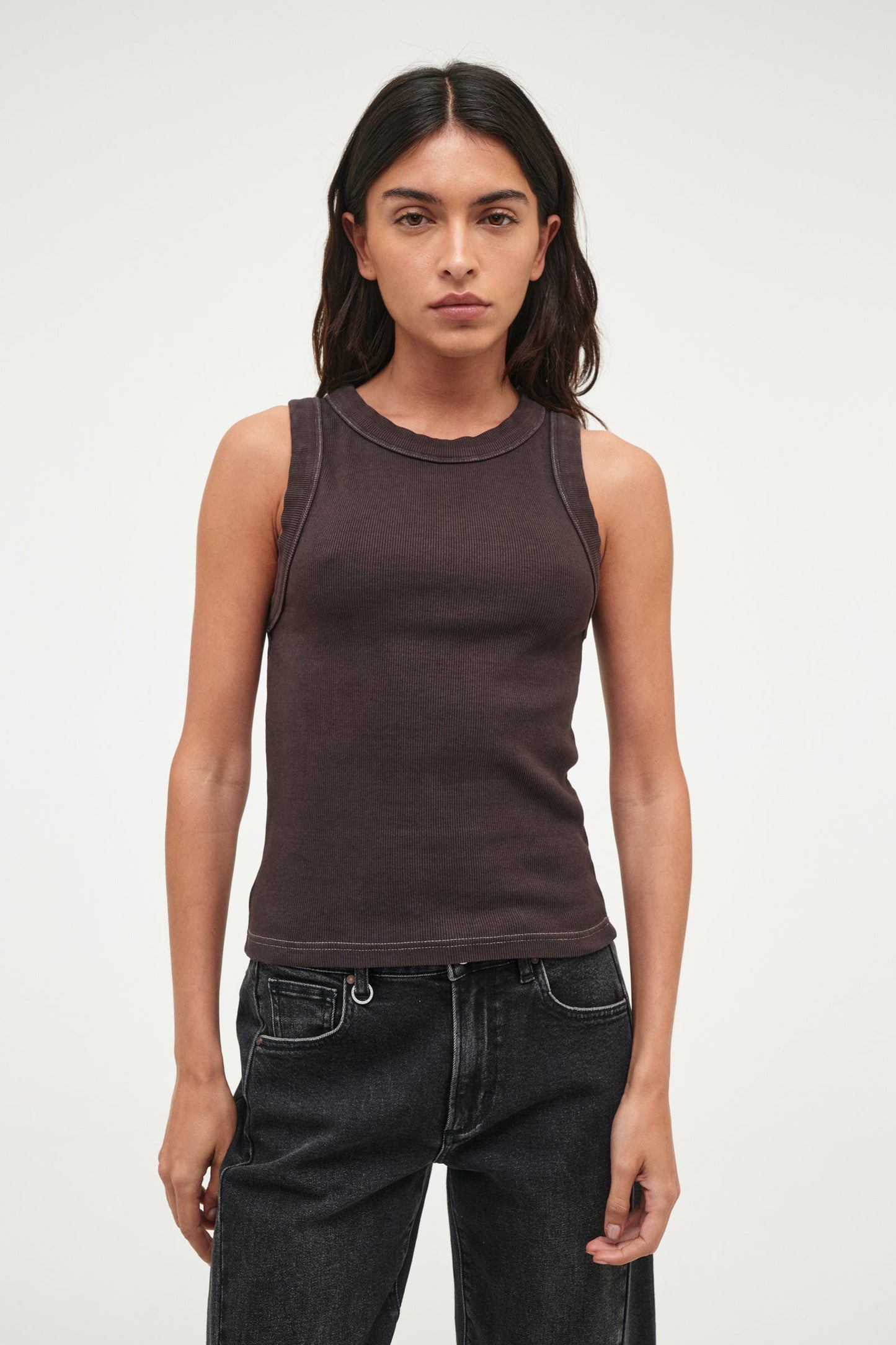 Jonesy Singlet Over Dyed - Chocolate