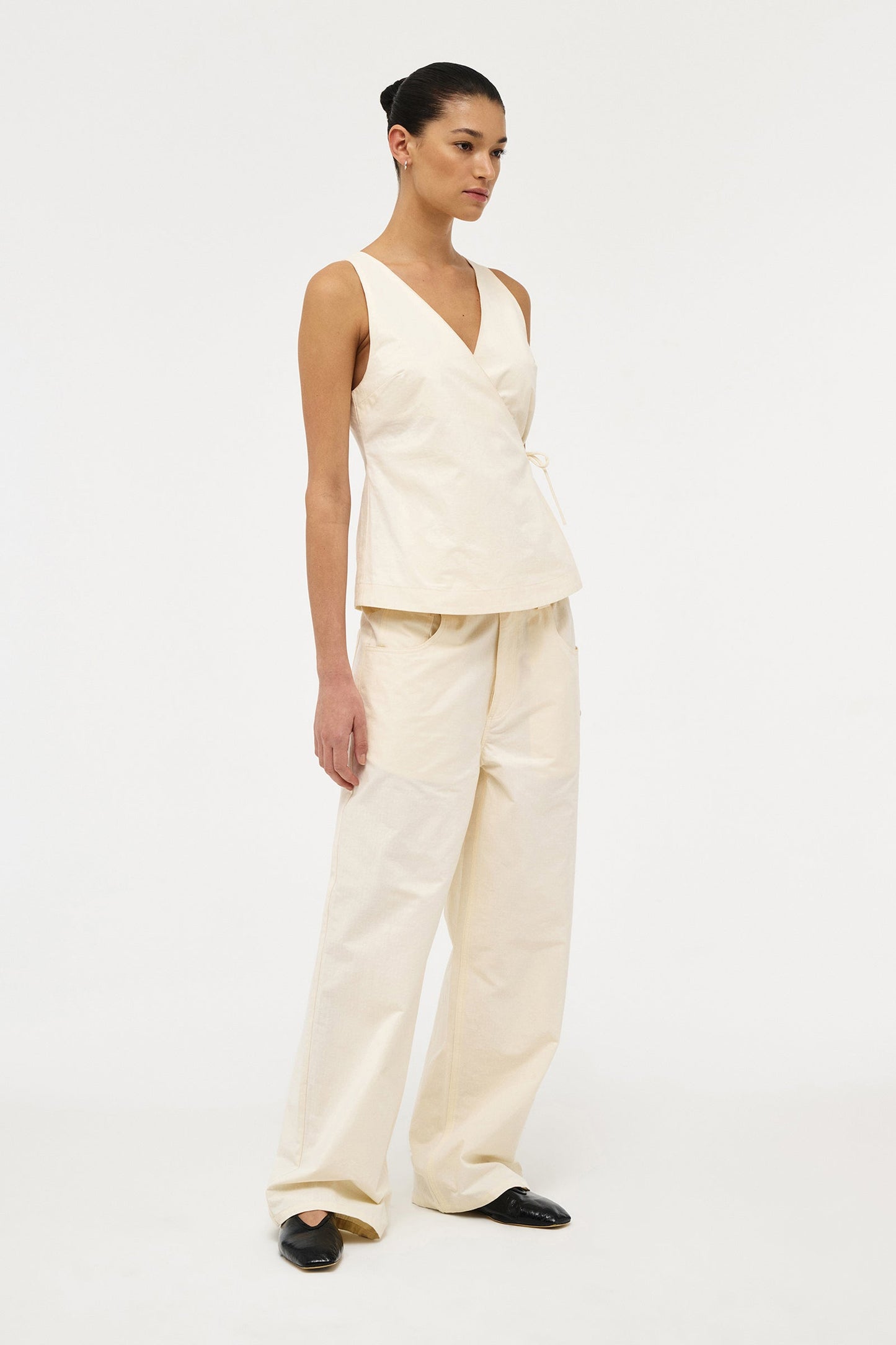 Disconnect Tie Top