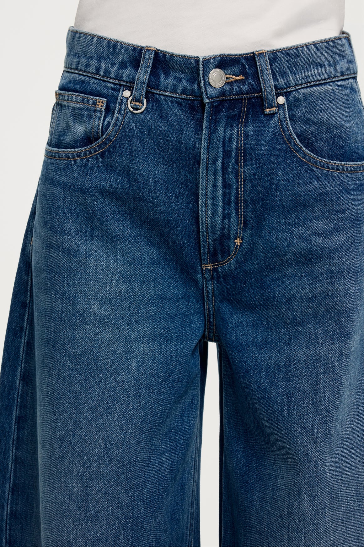 Mimi Super Barrel Jeans - Azure