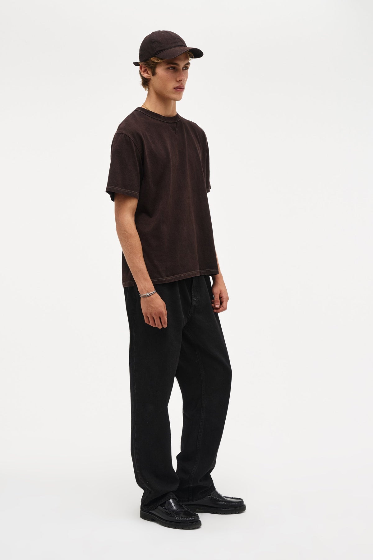 Base Tee Over Dyed - Chocolate
