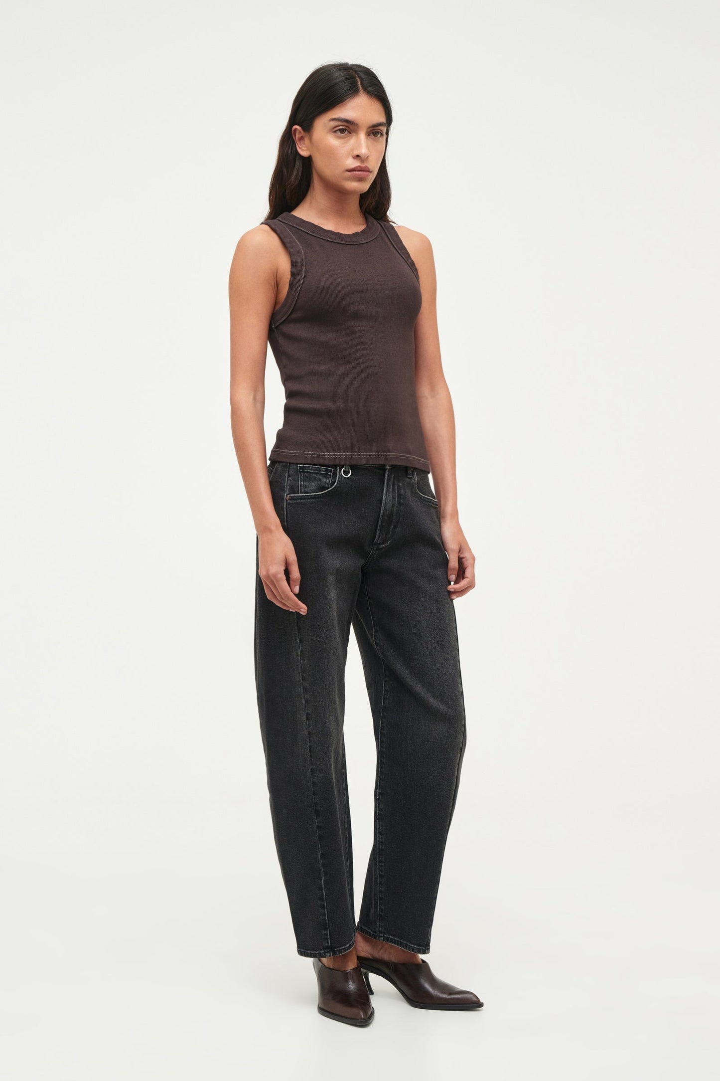 Jonesy Singlet Over Dyed - Chocolate
