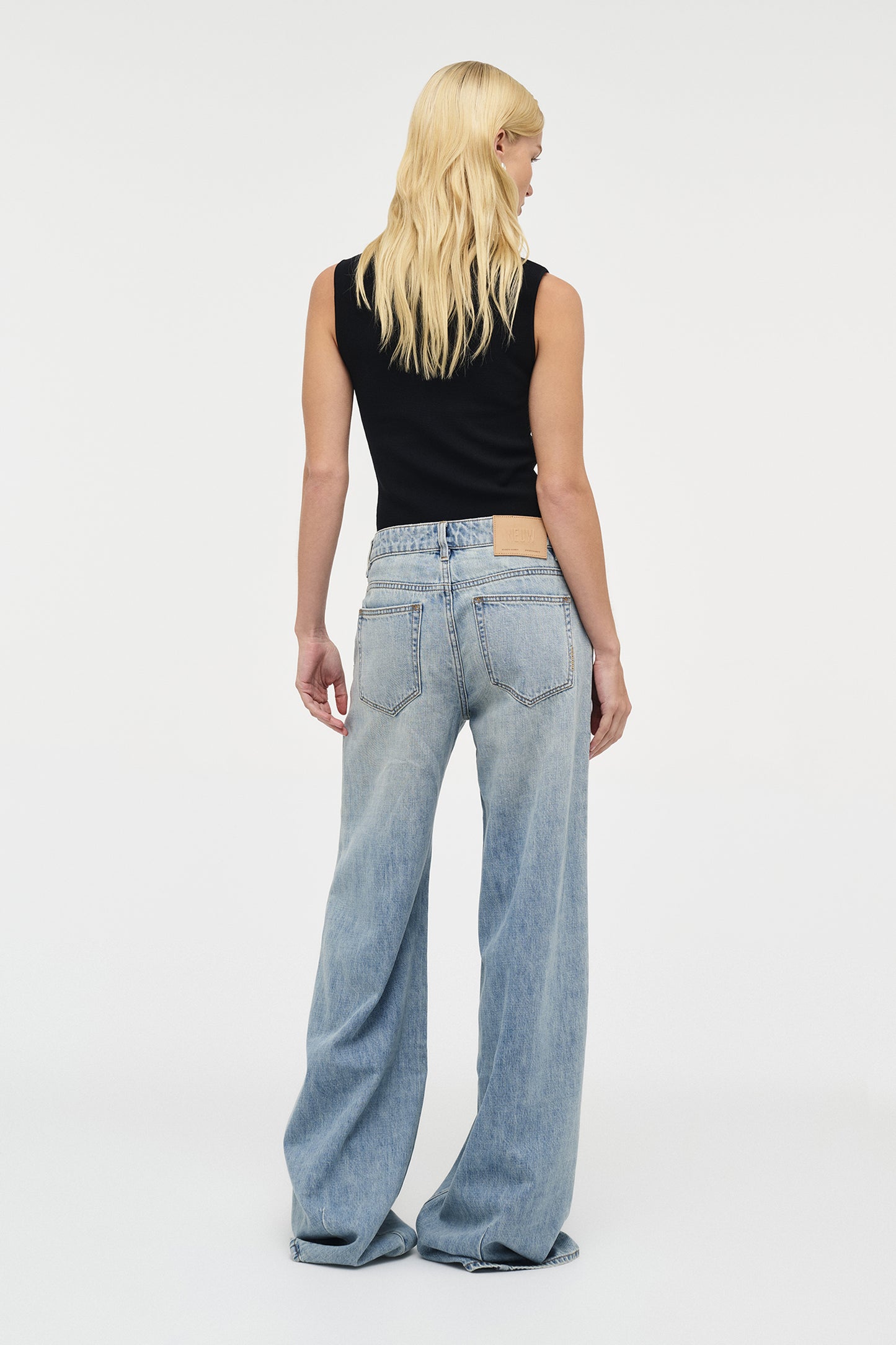 Milla Wide - Capsule