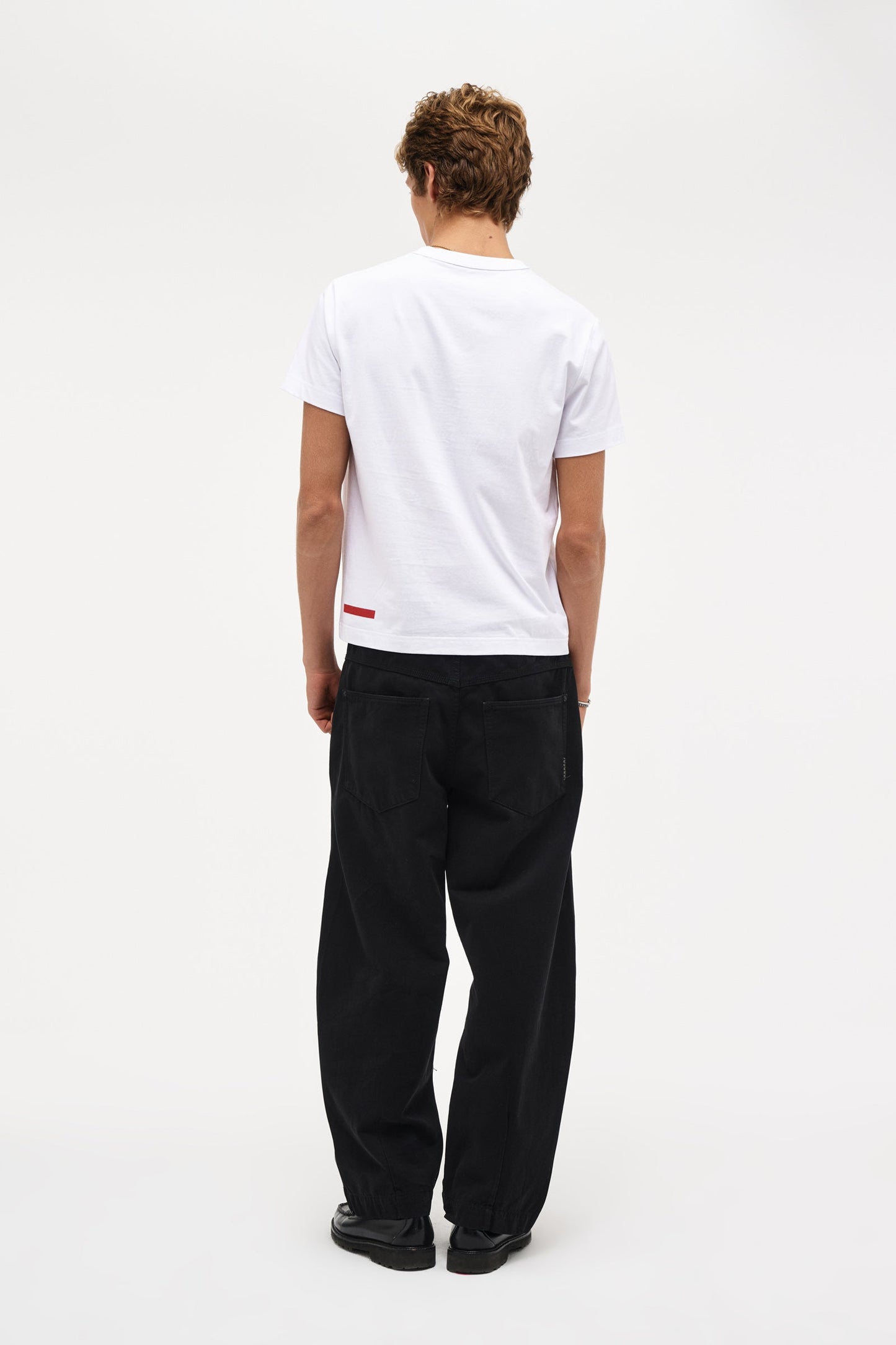 U-NC Blume Tee - White