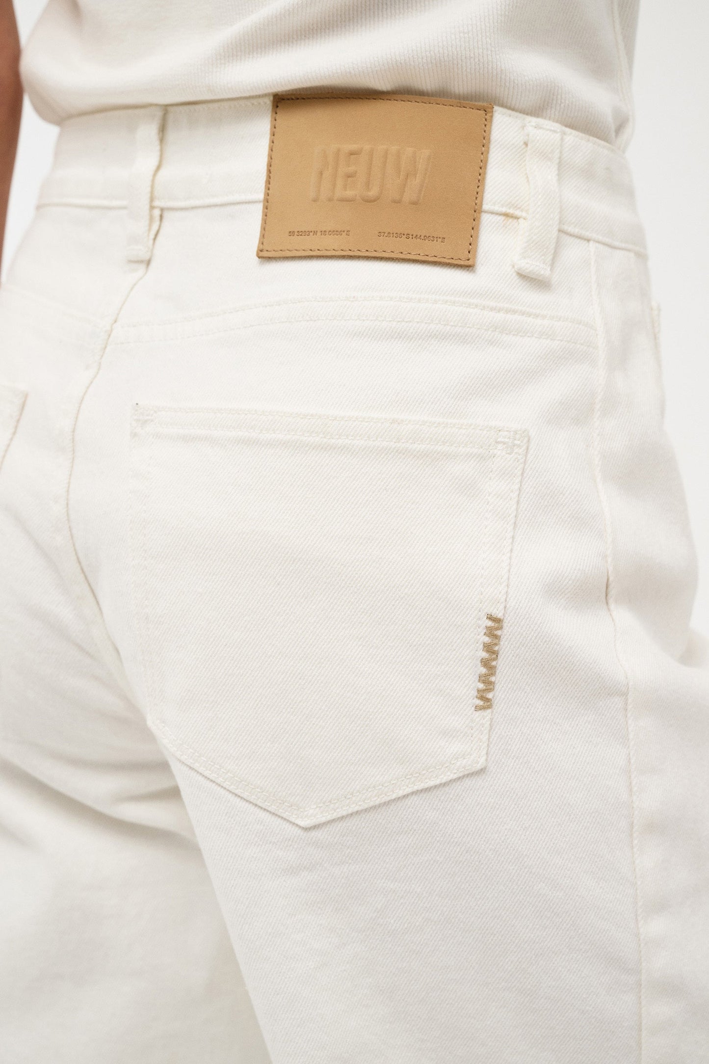 Amber Barrel - Fresh White