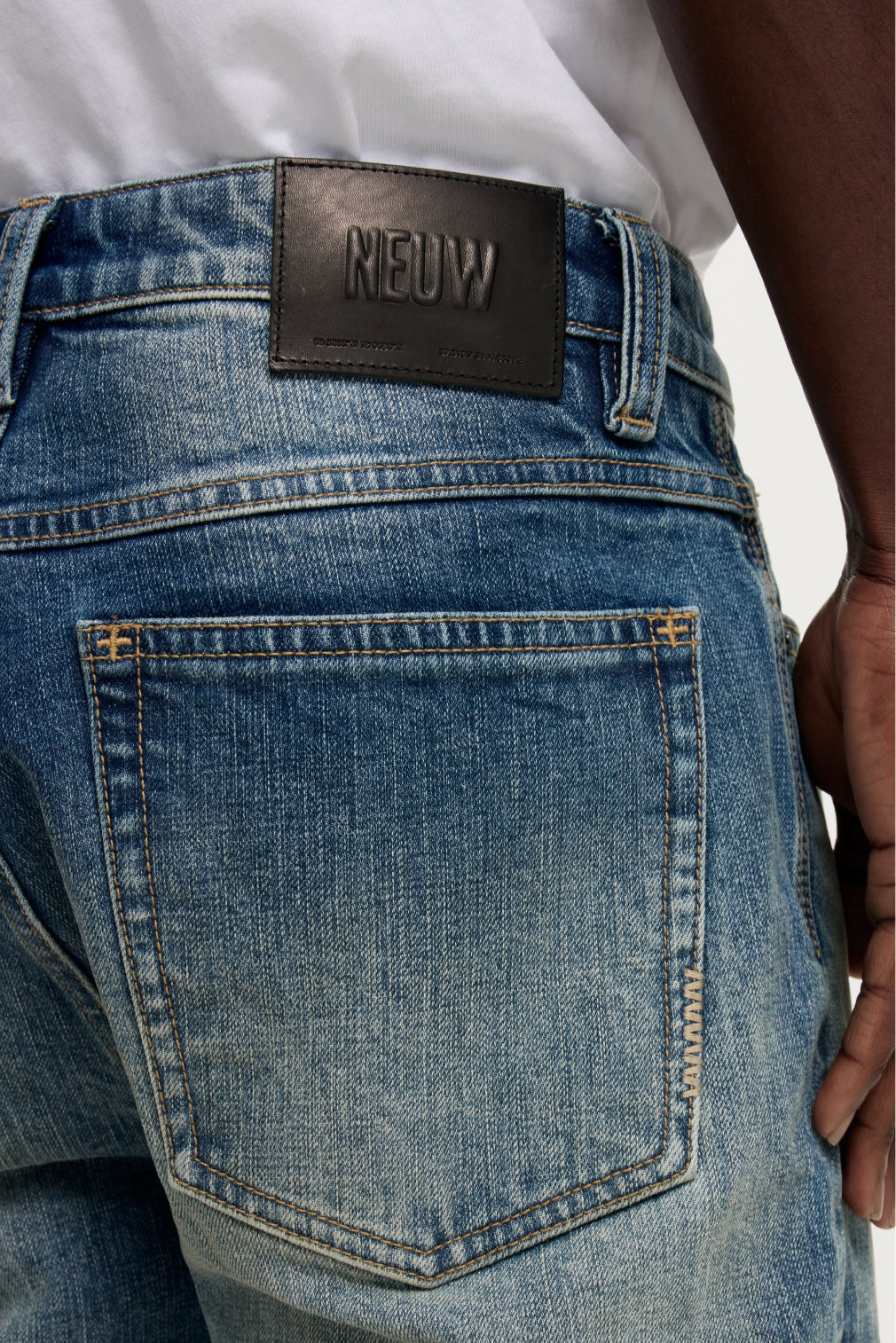 Ray Straight Jeans - Solace