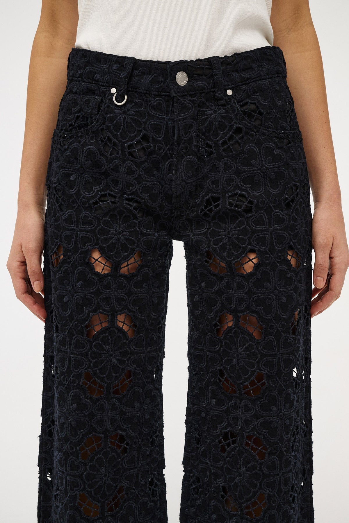 Eva Wide - Fiore Embroidery