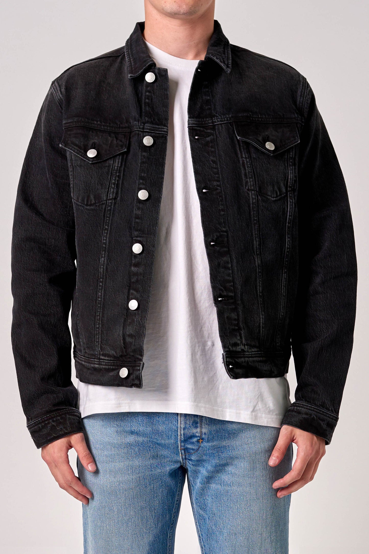 Type Three Jacket - Black