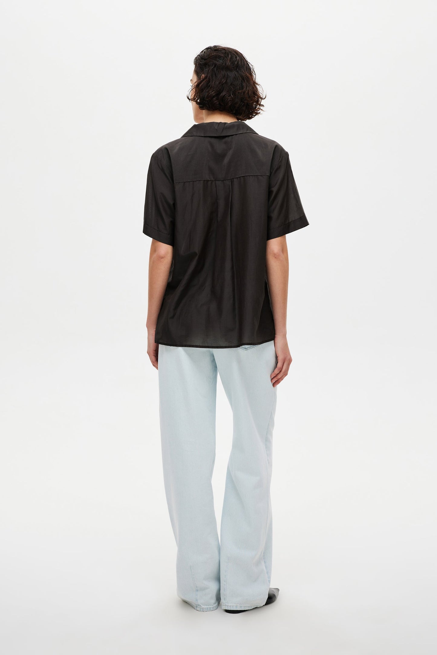 Sheer Resort SS Shirt - Black